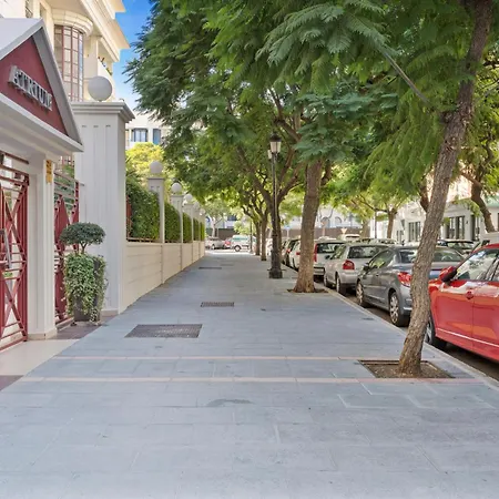 Sea View 2-bedroom With Pool