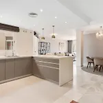 Sea View 2-bedroom With Pool Apartamento *