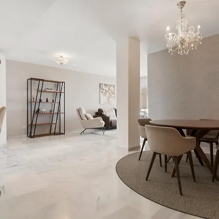 Lejlighed Sea View 2-bedroom With Pool