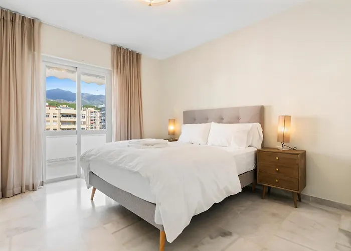 Διαμέρισμα Sea View 2-bedroom With Pool Μαρμπέλλα