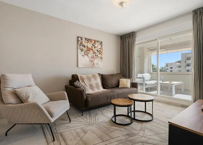 Sea View 2-bedroom With Pool
